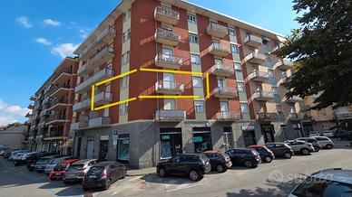 Rivoli centro - 120mq, tripla esposizione 