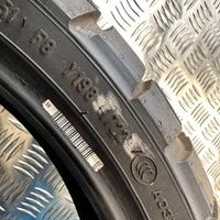 Gomme moto 160/60/15 e 120/70/17 Pirelli