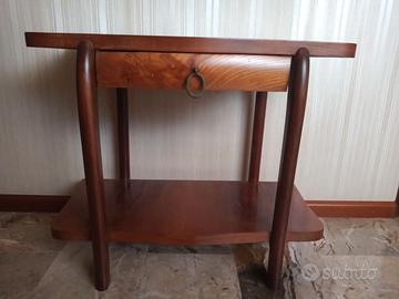 COMODINO VINTAGE IN PURO LEGNO