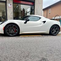 Alfa Romeo 4C LAUNCH EDITION 392/500, 21.300 KM, T