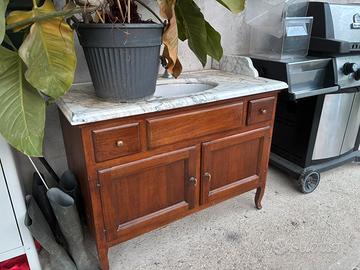 Mobile bagno con piano marmo