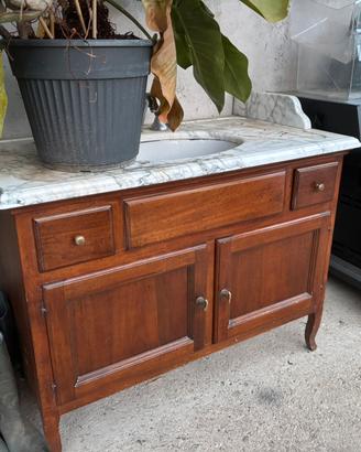 Mobile bagno con piano marmo