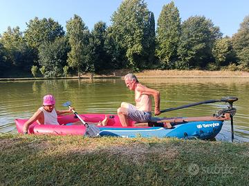 kayak e motore