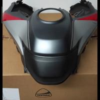 cover serbatoio più fiancatina.