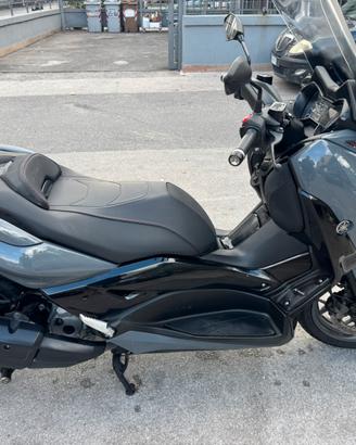 scooter T max tek ma
