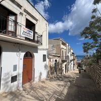 5 LOCALI A CASTELLAMMARE DEL GOLFO