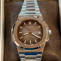 Philippe Patek geneve nautilus fondo grigio