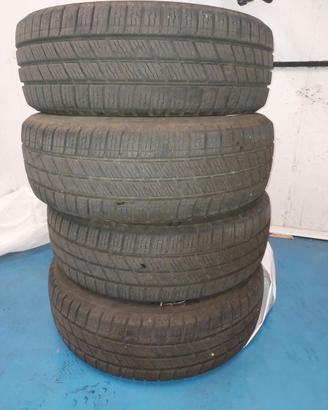 Pneumatici seminuovi 215/65/R16 C   4 stagioni