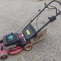 Tagliaerba Ibea a trazione