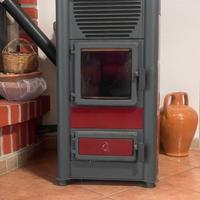 Idrostufa a pellet Pasian 14–15 kW + 5 m di tubi