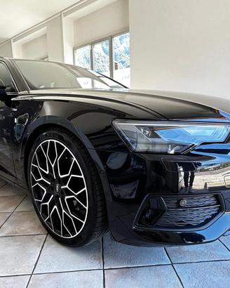 AUDI A6 Avant 45 2.0 TFSI quattro ultra S tronic