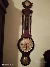 Vari oggetti arredamenro