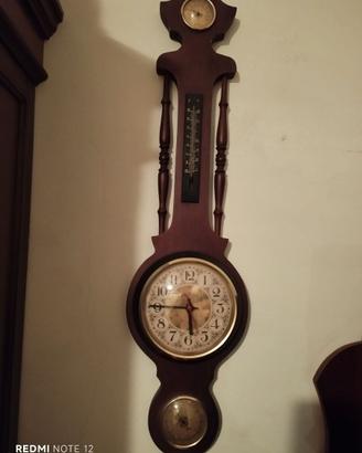 Vari oggetti arredamenro