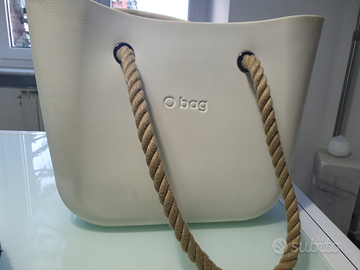 O Bag con interno in stoffa con cerniera