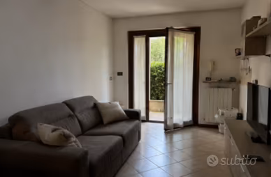 Bilocale ingresso cortile con box - Pompiano
