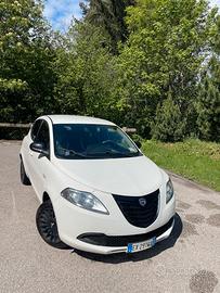 Lancia Ypsilon 1.3 diesel 95cv 2015