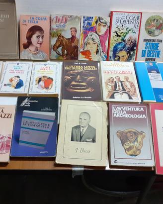 Stock libri vario genere