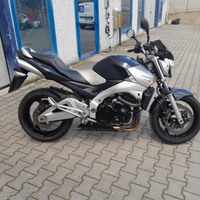 Suzuki GSR 600