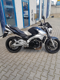 Suzuki GSR 600