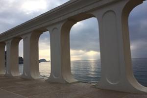 Fronte mare in villa d'epoca