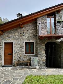 Rustico con cortile