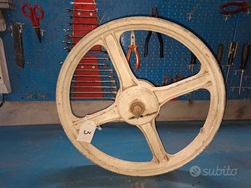 Cerchione anteriore piaggio si 3