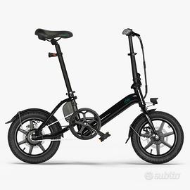mini bici elettrica con borsa da manubrio