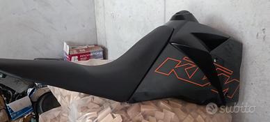 Serbatoio KTM SM 950