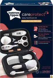Tommee Tippee kit per la cura e l'igiene dei bimbi