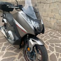 Honda Integra 750S del 2016