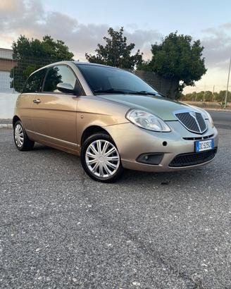 Lancia Ypsilon 1.2 Oro