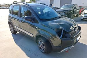 Fiat Panda 4X4 Cross 0.9 - SINISTRATA -