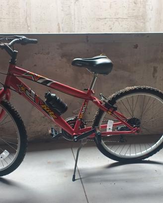 Bici MTB 24" colore rosso