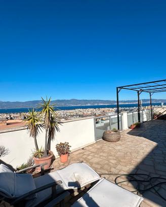 Attico su due livelli con ampio terrazzo panoramic