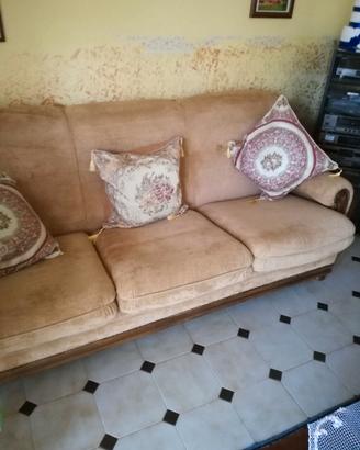 Set Salotto anni '80 (Divano-poltrone -tavolino)