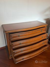 Casettiera stile classico