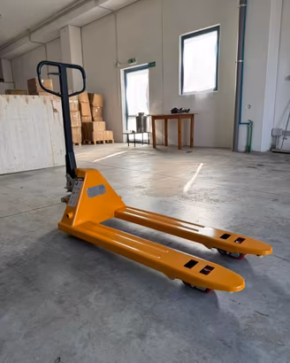 Transpallet birullo per magazzino