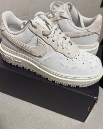 Nike Air Force 1 Luxe Misura 40 Nuove