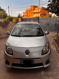 Renault New Twingo 1.5 dCi 69 CV – 2009
