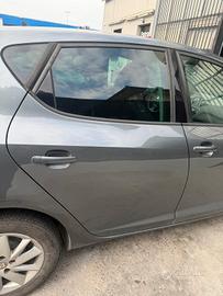 Porta posteriore destra Seat Ibiza anno 2013 model