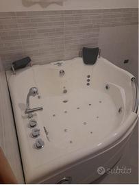 Vasca idromassaggio