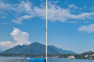 Barca a vela 6mt + fuoribordo suzuki nuovo