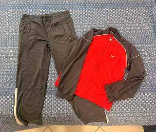 Tuta Vintage Nike anni 2000 rossa e grigio scuro