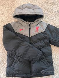 Giubbotto Nike taglia M ragazzo (10 anni)