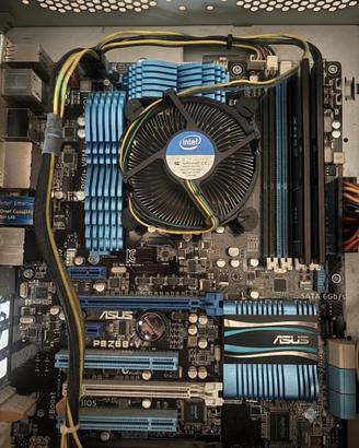 combo PC Asus P8z68 cpu  i5 2500 8gb RAM Corsair 