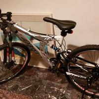 BICI MOUNTAIN BIKE ATALA ARGENTO