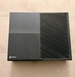 Xbox One + controller originale + cavo HDMI