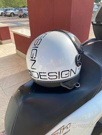 Casco moto MOMODESIGN