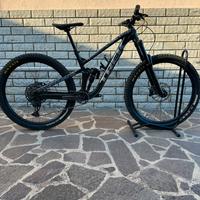 Trek Slash 8