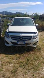 MERCEDES-BENZ B 200 d Automatic Premium